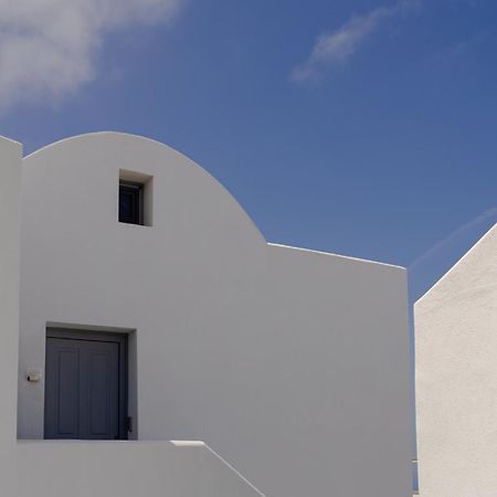 Nastram Suites Oia ภายนอก รูปภาพ