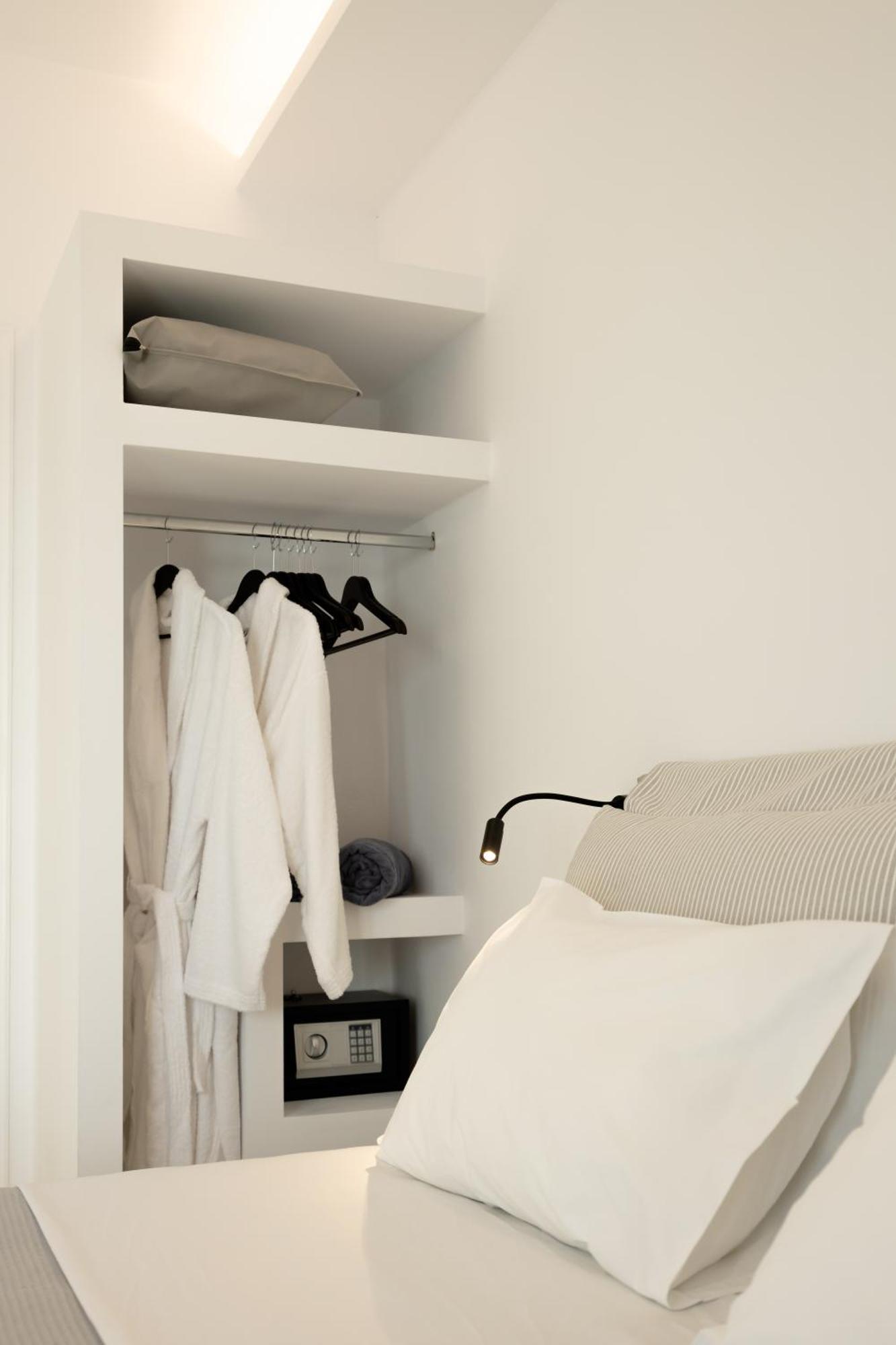 Nastram Suites Oia ภายนอก รูปภาพ