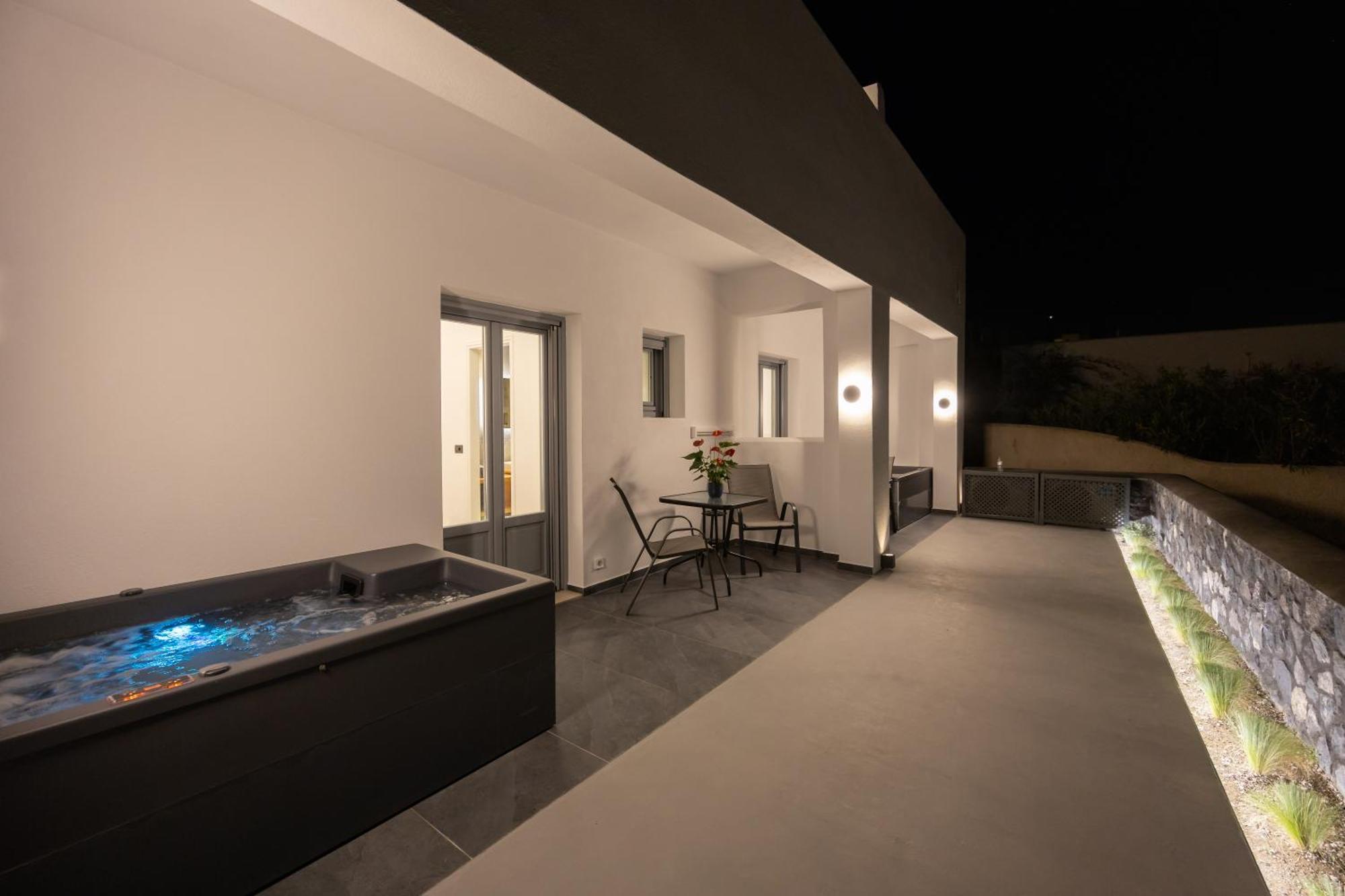 Nastram Suites Oia ภายนอก รูปภาพ