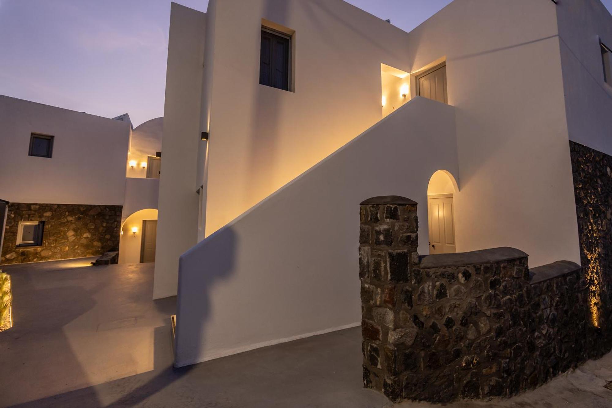 Nastram Suites Oia ภายนอก รูปภาพ
