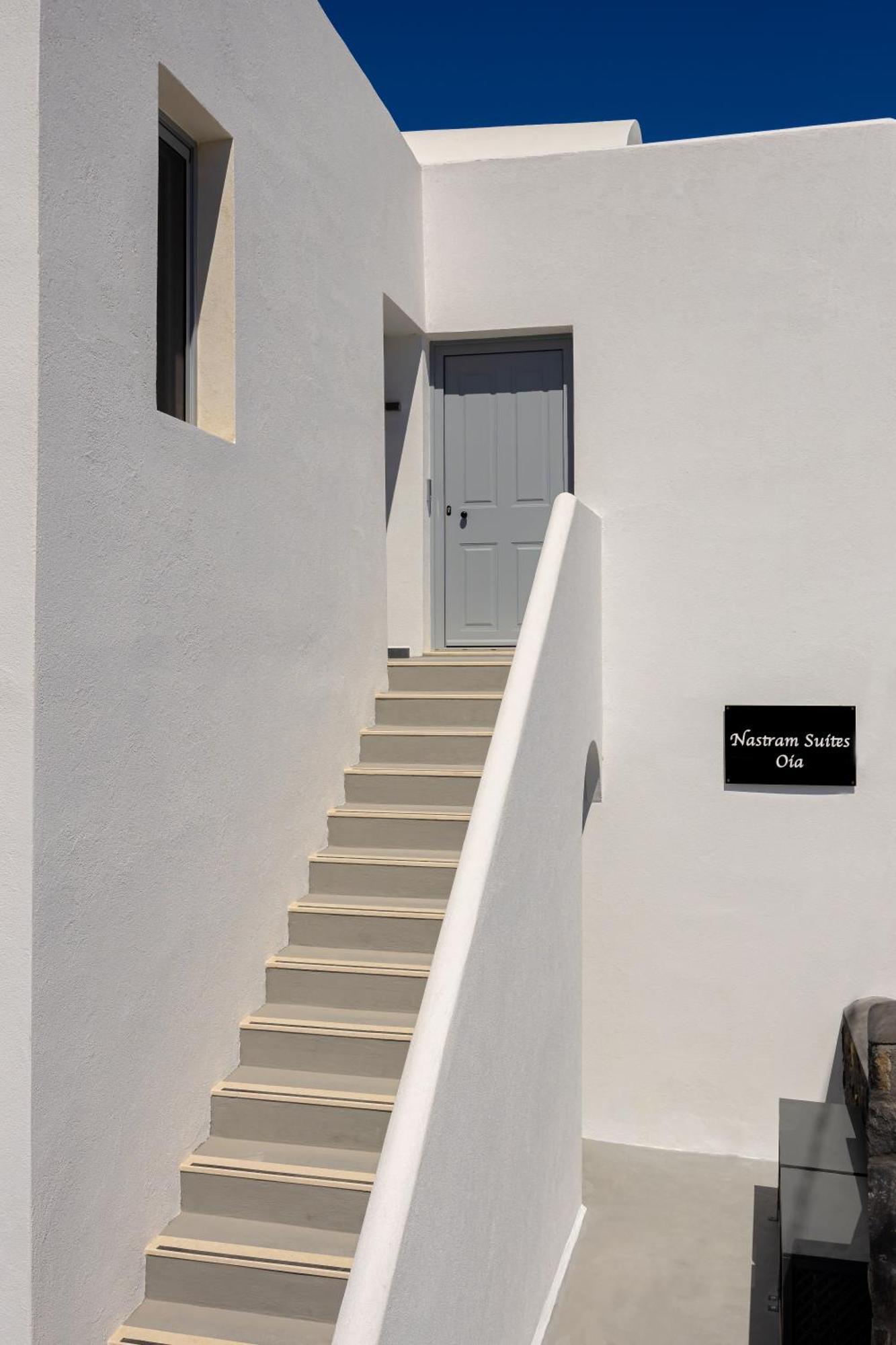 Nastram Suites Oia ภายนอก รูปภาพ