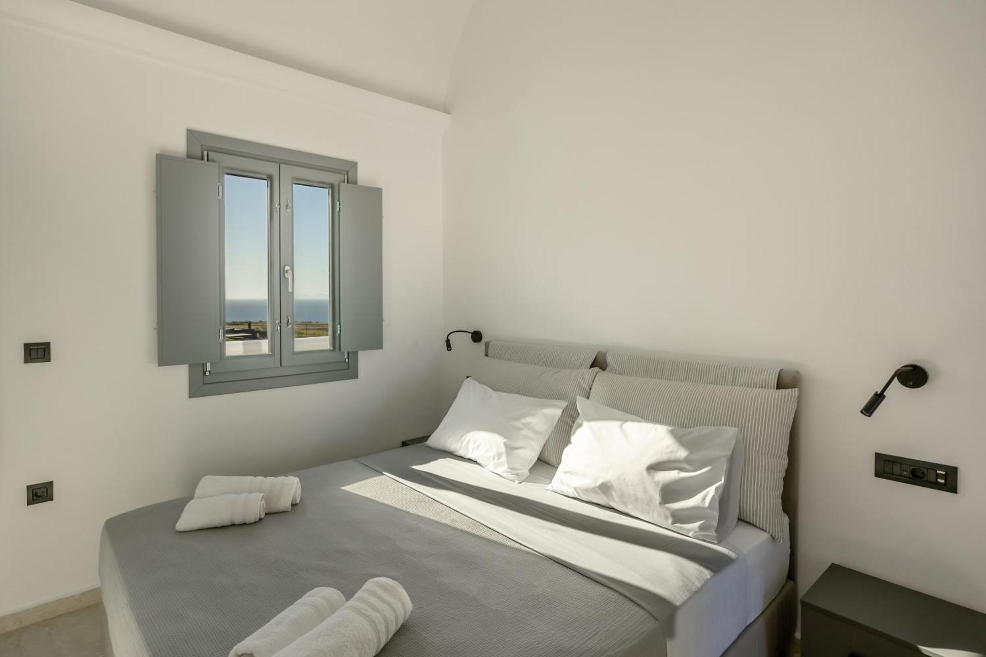 Nastram Suites Oia ภายนอก รูปภาพ